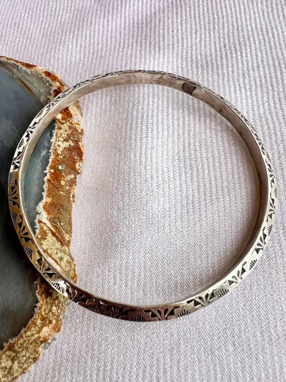 Navajo hard find